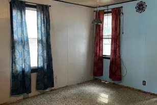 1033 Jefferson St, Oshkosh, WI 54901 - Photo 14