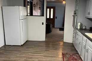 1033 Jefferson St, Oshkosh, WI 54901 - Photo 6