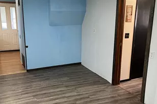1033 Jefferson St, Oshkosh, WI 54901 - Photo 8
