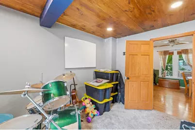 353 E 2nd Street, Fond du Lac, WI 54935 - Photo 10