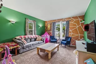 353 E 2nd St, Fond du Lac, WI 54935 - Photo 2