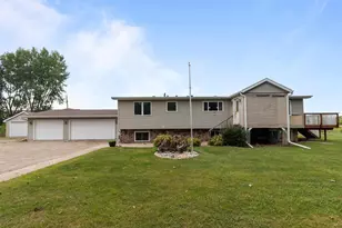 150 Kope Ave, Oshkosh, WI 54901 - Photo 1