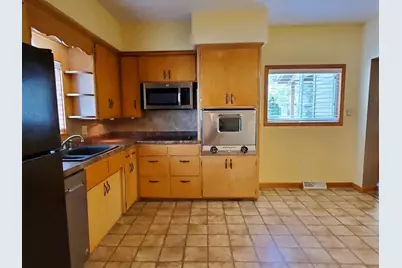 97 8th Street, Clintonville, WI 54929 - Photo 12