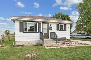 1311 S 31st St, Manitowoc, WI 54220 - Photo 1