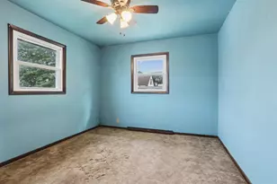 1311 S 31st St, Manitowoc, WI 54220 - Photo 8