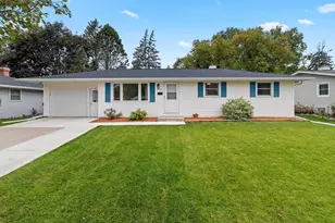 134 Minor Ct, Green Bay, WI 54303 - Photo 1