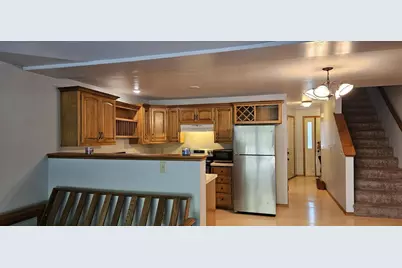 2579 Telluride Trail #J, Green Bay, WI 54313 - Photo 2