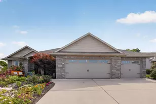 3364 Cottage Hill Dr, Green Bay, WI 54311 - Photo 2