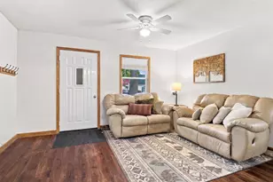 5 Armstrong Ct, Kaukauna, WI 54130 - Photo 2