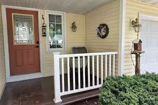 540 Somerset Dr, Green Bay, WI 54301 - Photo 2