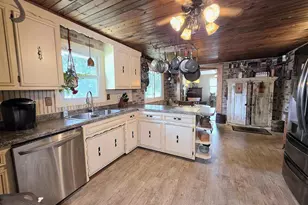540 Somerset Dr, Green Bay, WI 54301 - Photo 10