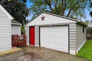 1435 9th St, Green Bay, WI 54303 - Photo 48