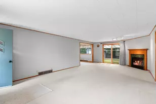 2336 44th St, Two Rivers, WI 54241 - Photo 2