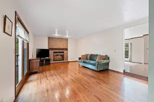 3560 Highland Center Dr, Green Bay, WI 54311 - Photo 14