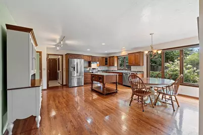 3560 Highland Center Drive, Green Bay, WI 54311 - Photo 4