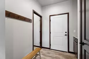 2146 Caroline Ct, Neenah, WI 54956 - Photo 20
