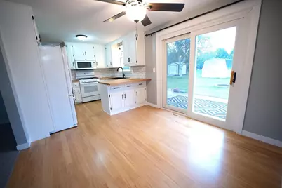 2515 Lance Street, Green Bay, WI 54313 - Photo 6
