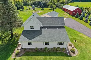 E9419 Crain Rd, New London, WI 54961 - Photo 8