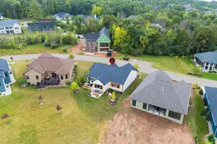 1831 Bobby Jones Dr, De Pere, WI 54115 - Photo 38