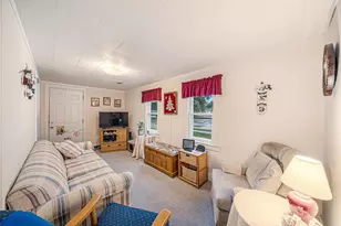 2303 N Main St, Oshkosh, WI 54901 - Photo 6