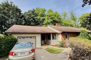 2573 Oregon St, Oshkosh, WI 54902 - Photo 26