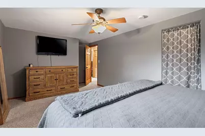 1854 Fairview Street, Oshkosh, WI 54901 - Photo 28