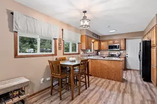 1854 Fairview St, Oshkosh, WI 54901 - Photo 16