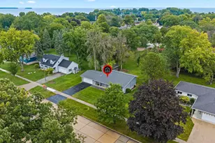 1854 Fairview St, Oshkosh, WI 54901 - Photo 54