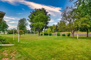 1040 Debra St, Wrightstown, WI 54180 - Photo 56