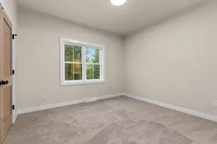 2822 Nekimi Ave, Oshkosh, WI 54902 - Photo 16