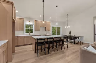 2822 Nekimi Ave, Oshkosh, WI 54902 - Photo 8