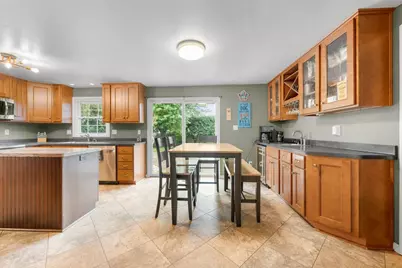 2910 Grande, Green Bay, WI 54301 - Photo 10