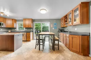 2910 Grande, Green Bay, WI 54301 - Photo 10