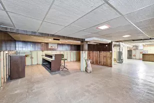 709 W North Water St, New London, WI 54961 - Photo 20