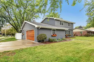 505 Waubaunuqua Trail, De Pere, WI 54115 - Photo 32