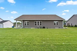 2066 Fescue Way, Suamico, WI 54313 - Photo 28