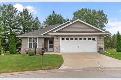 4726 N Tony Court, Appleton, WI 54913 - Photo 2