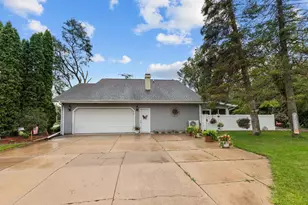 2115 N Birchwood Ave, Appleton, WI 54914 - Photo 8