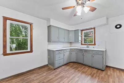 1917 Farlin Avenue, Green Bay, WI 54302 - Photo 16