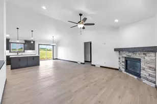 3735 Harolds Way, Suamico, WI 54313 - Photo 4