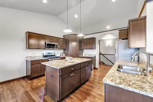 3309 E Aquamarine Ave, Appleton, WI 54913 - Photo 8