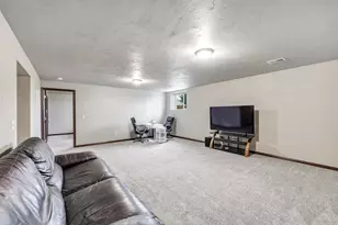 3309 E Aquamarine Ave, Appleton, WI 54913 - Photo 24