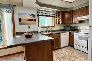 2829 Sheldon Dr, Oshkosh, WI 54942 - Photo 8