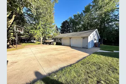 2829 Sheldon Drive, Oshkosh, WI 54942 - Photo 26