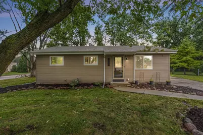 1200 Fieldcrest Drive, Menasha, WI 54952 - Photo 2