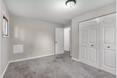 1200 Fieldcrest Drive, Menasha, WI 54952 - Photo 18