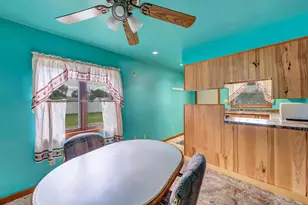 124 W Cecil St, Neenah, WI 54956 - Photo 10