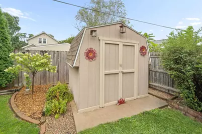 1413 Bowen Street, Oshkosh, WI 54901 - Photo 34