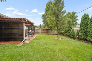 1413 Bowen St, Oshkosh, WI 54901 - Photo 32