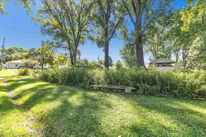 1237 N Locust Street, Green Bay, WI 54303 - Photo 22